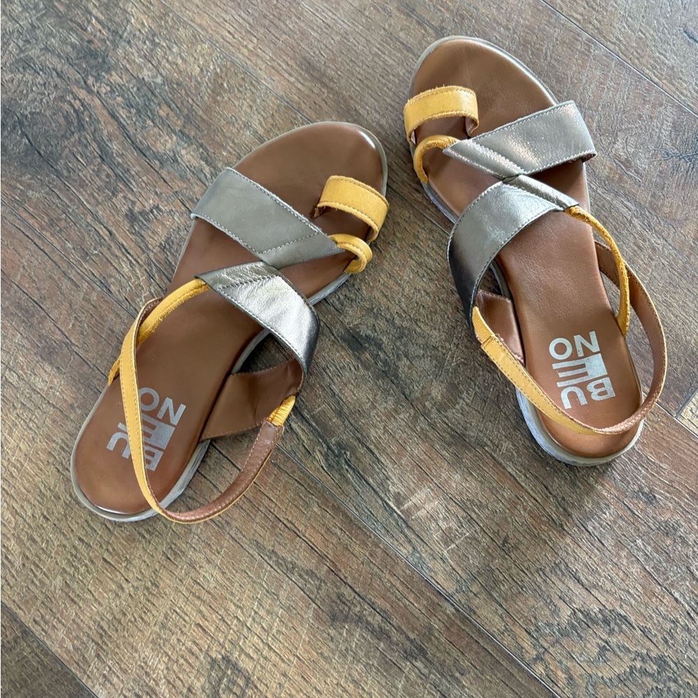 Bueno Silver and Yellow Women's Sandals Yuki, size 8
